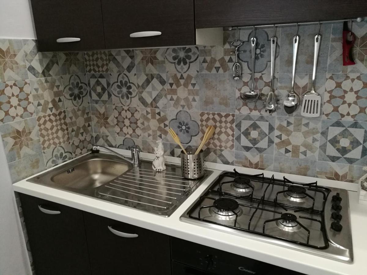 B&B A Casa Dell'Artista Кастельдачча Экстерьер фото